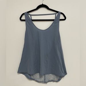 Lululemon tank size 10/12